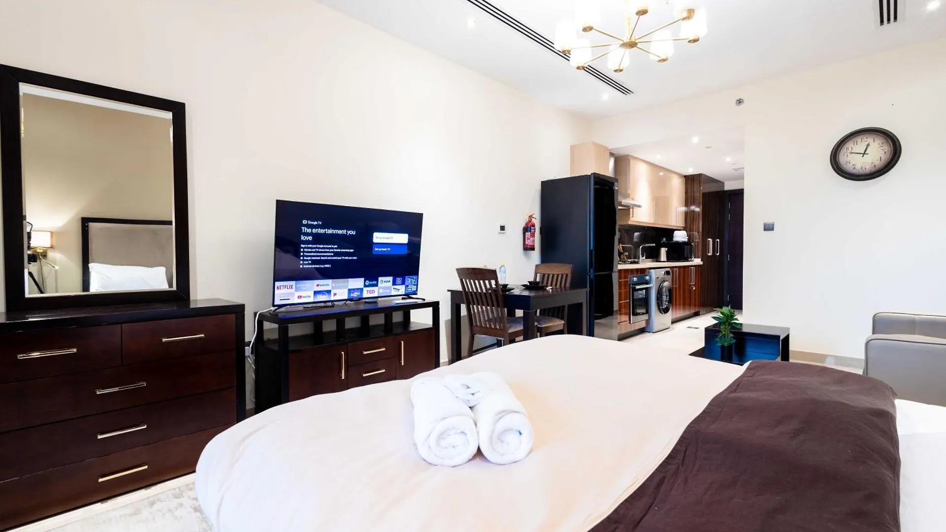 Burj View Elite Studio Apartment Dubai